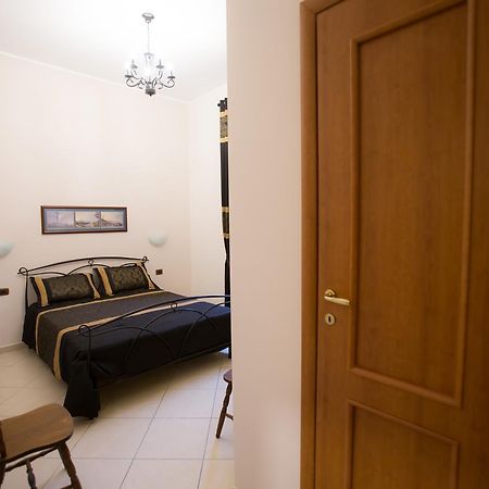 A Casa Di Nonna Giulia Bed & Breakfast Napoli Eksteriør bilde